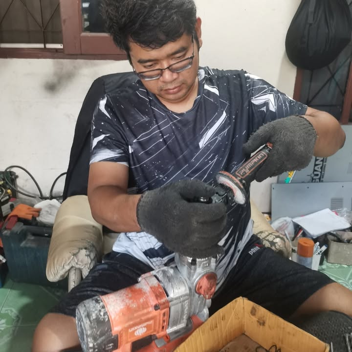 ซ่อมสกัดทำลายไฟฟ้า Makita สระบุรี จันทร์เซอร์วิส รูปที่ 2